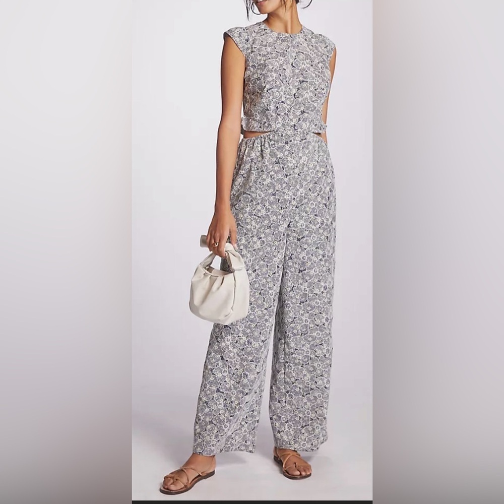 NWT Adelyn Rae Helena Embroidered cut-out jumpsuit in blue print Large - Picture 2 of 16